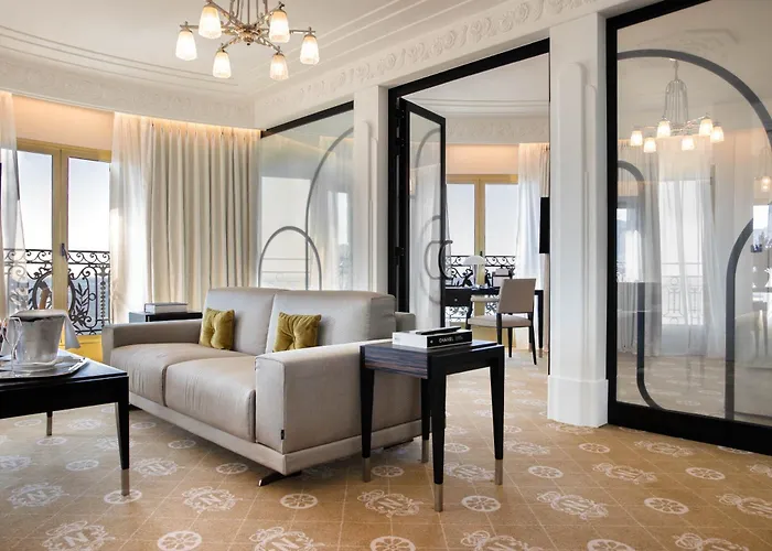 Le Negresco Hotel 5*